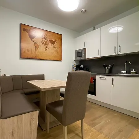 Διαμέρισμα - *